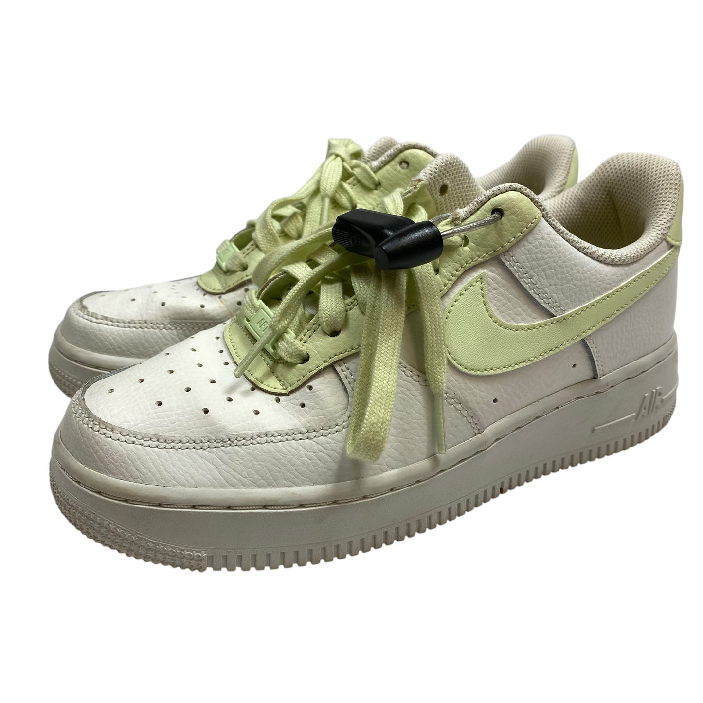 Shoes Sneakers By Nike In White, Size: 7.5