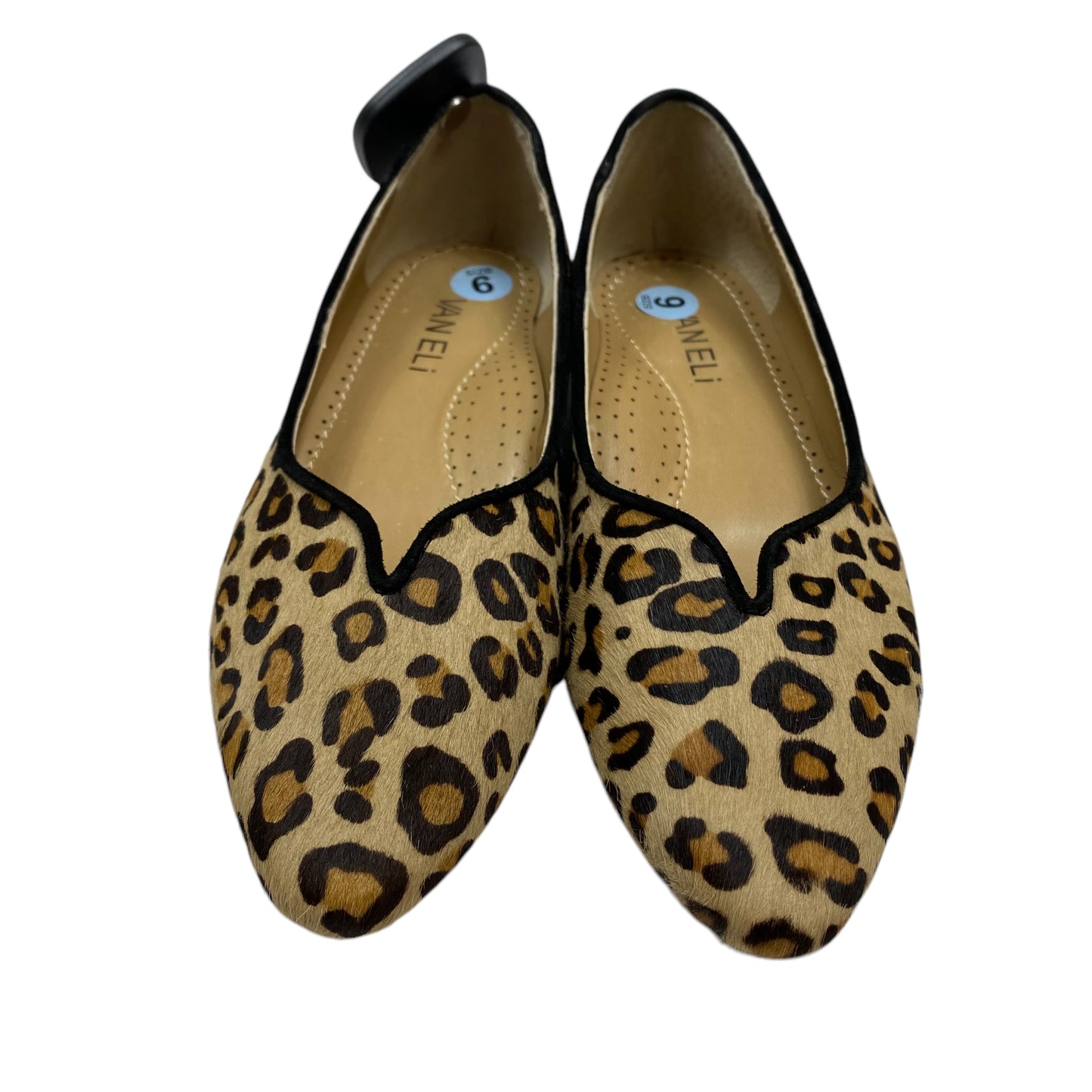 Shoes Flats By Vaneli In Animal Print, Size: 6