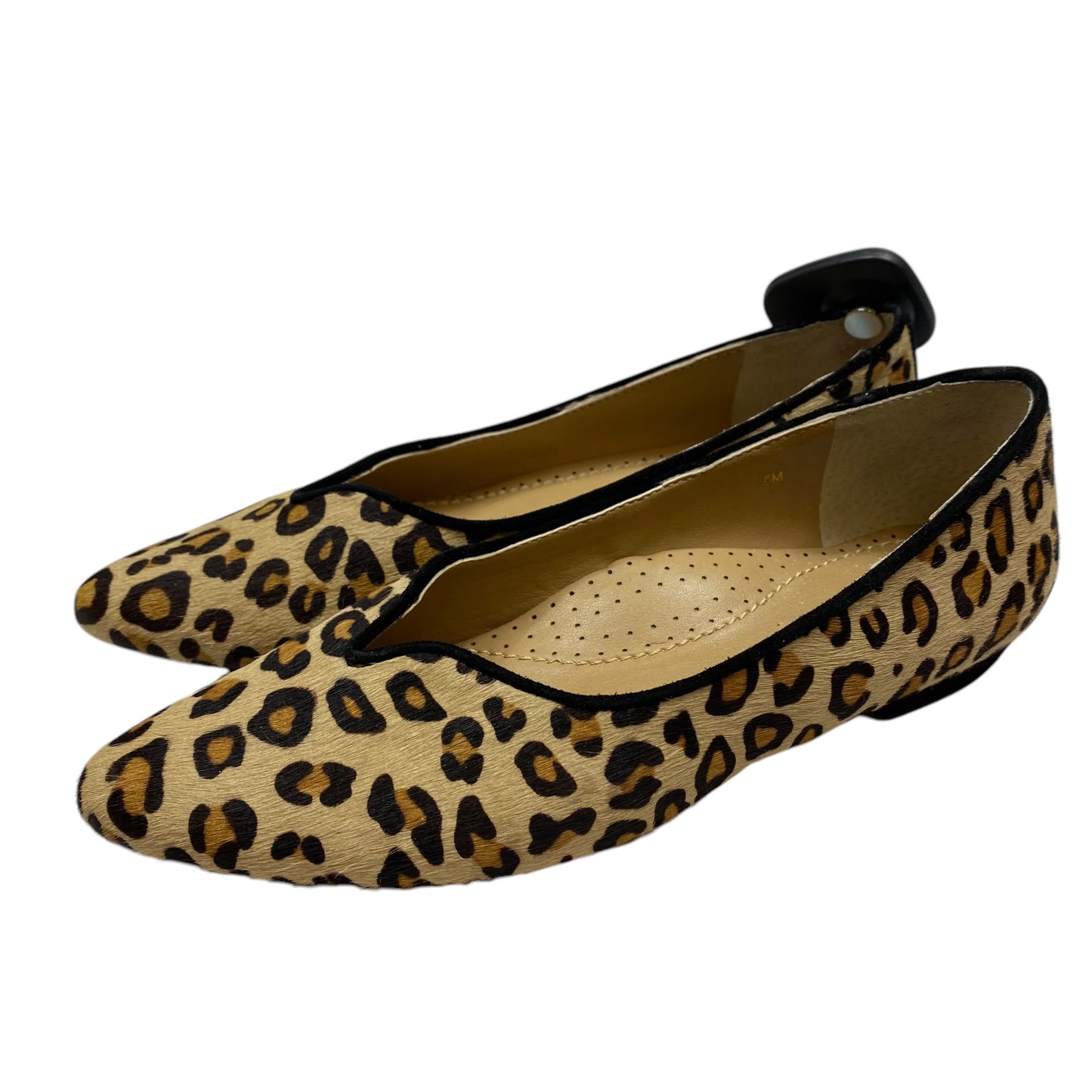 Shoes Flats By Vaneli In Animal Print, Size: 6