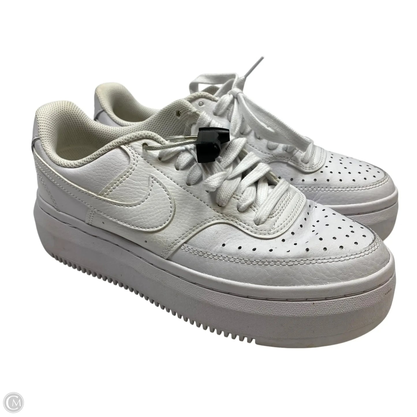 Shoes Sneakers By Nike In White, Size: 8.5