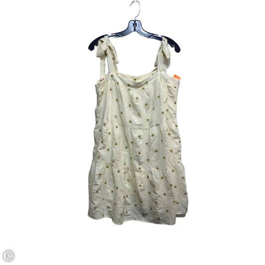 Dress Casual Short By Vestique In Cream, Size: L