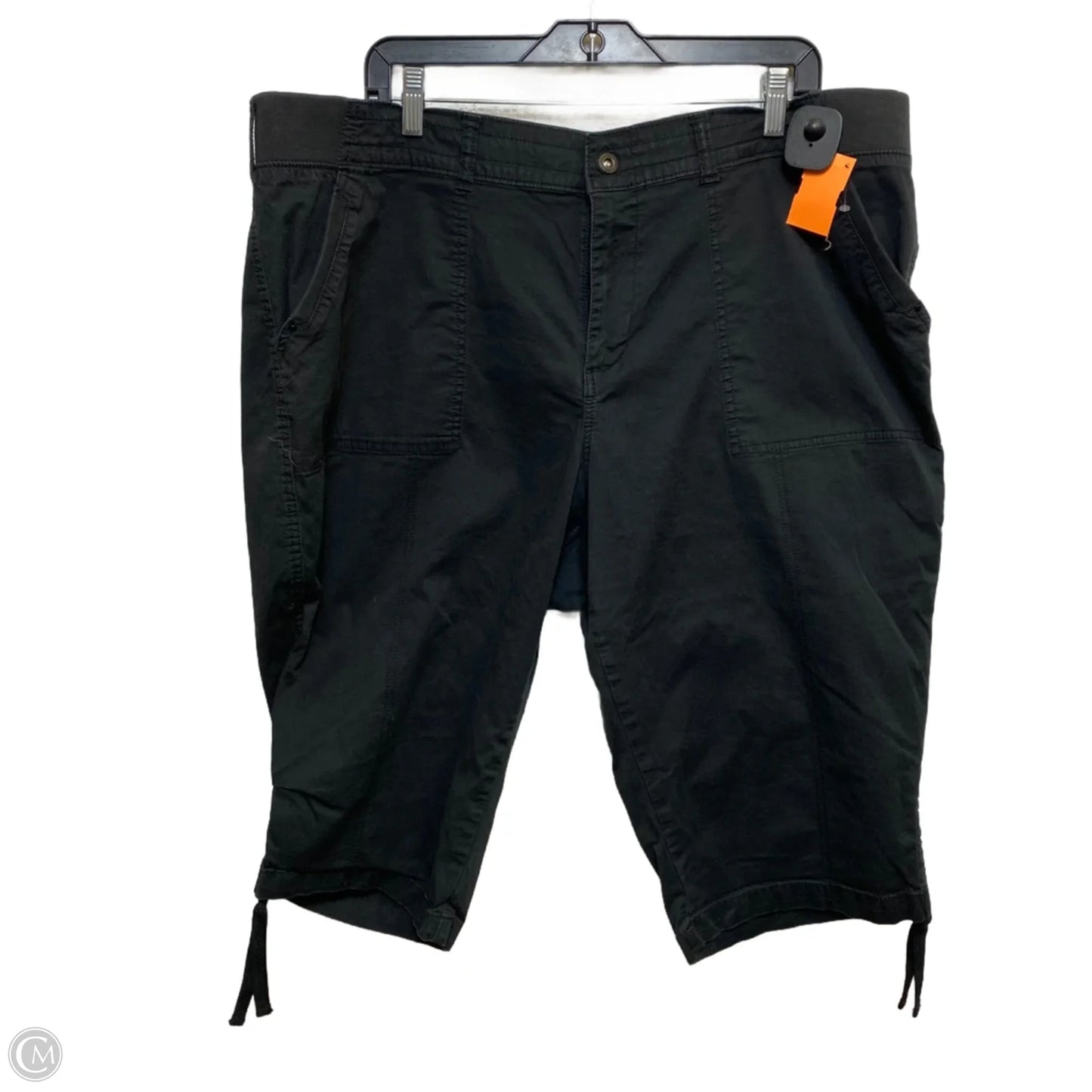 Capris By Lee In Black, Size: 22
