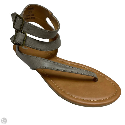 Sandals Flats By Journee In Grey, Size: 11