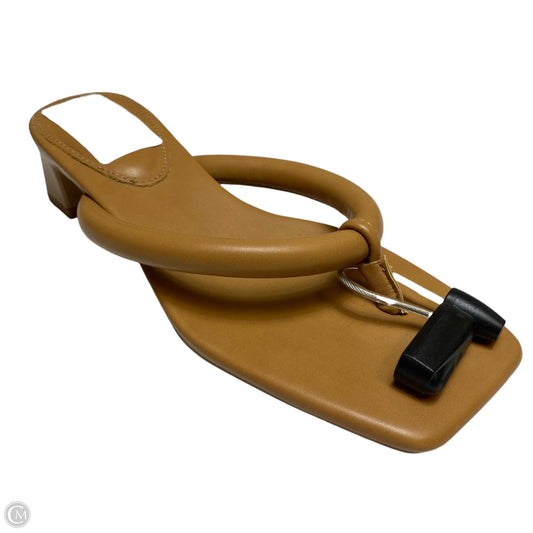 Sandals Heels Kitten By Clothes Mentor In Tan, Size: 6