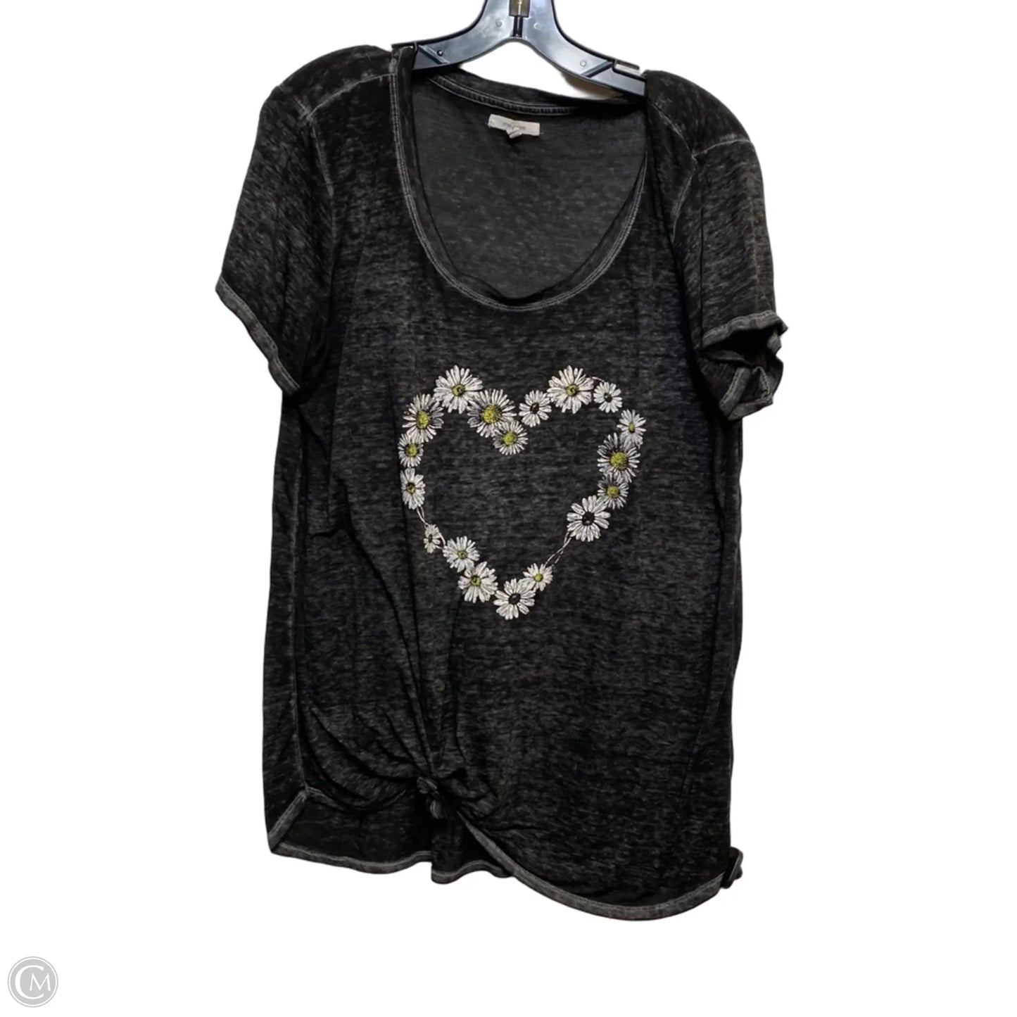 Top Short Sleeve By Maurices In Grey, Size: Xxl