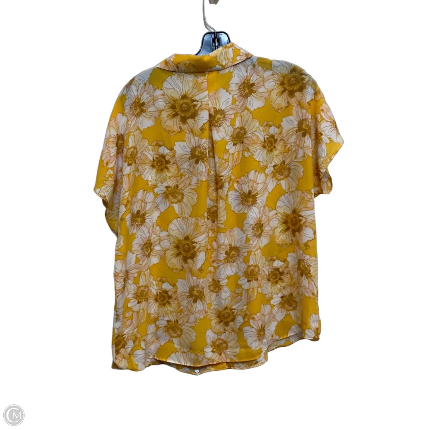 Top Short Sleeve By Maurices In Cream & Yellow, Size: L