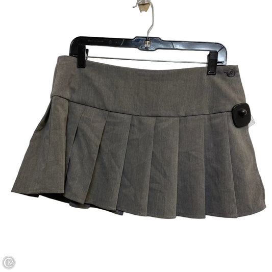 Skirt Mini & Short By  Motel In Grey, Size: S
