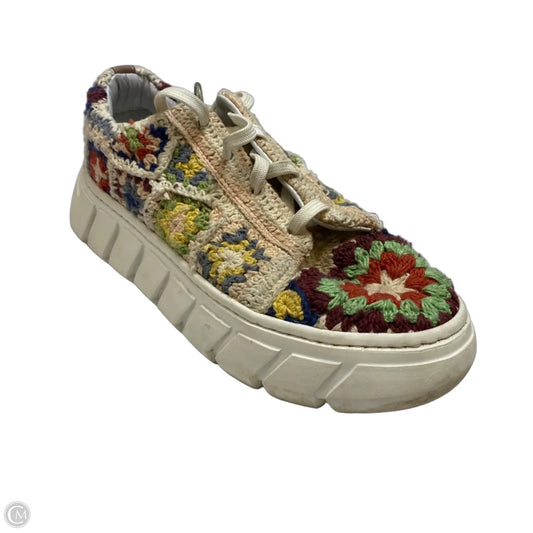 Shoes Sneakers By Free People In Multi-colored, Size: 6.5