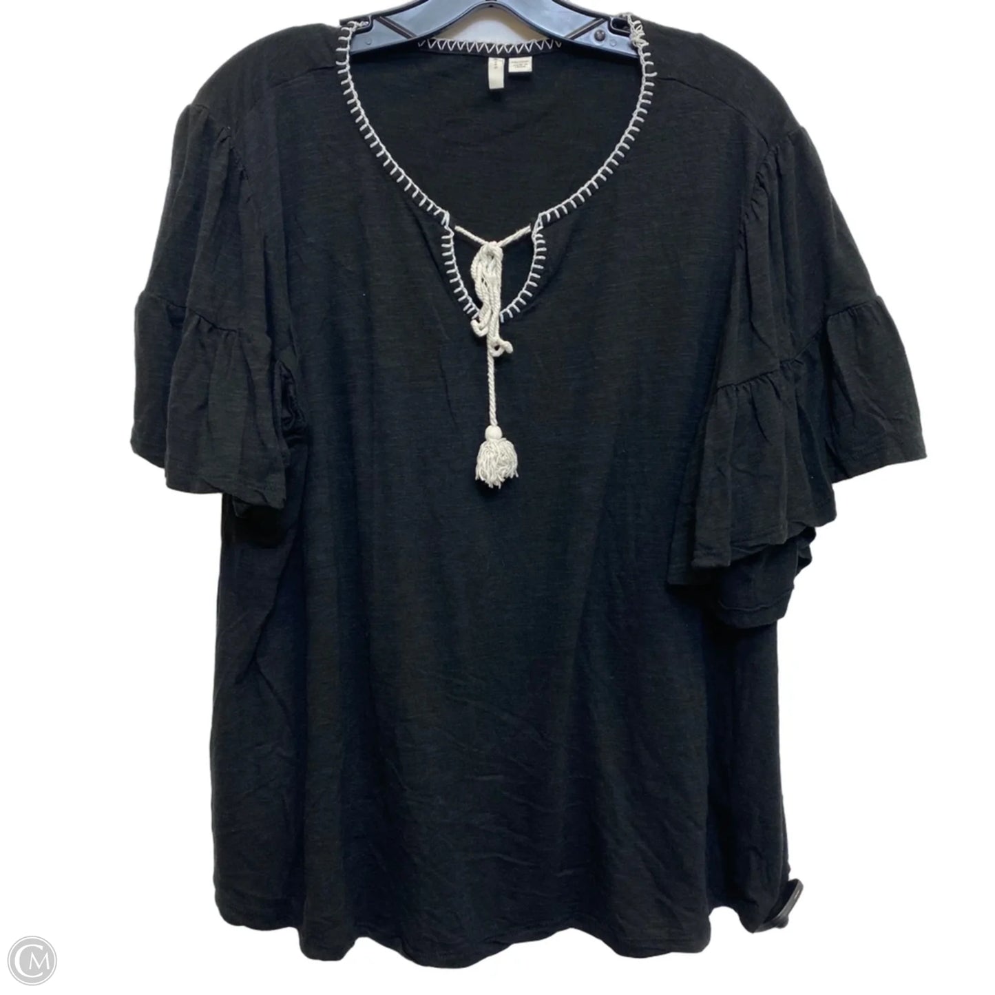 Top Short Sleeve By Cato In Black, Size: 1x