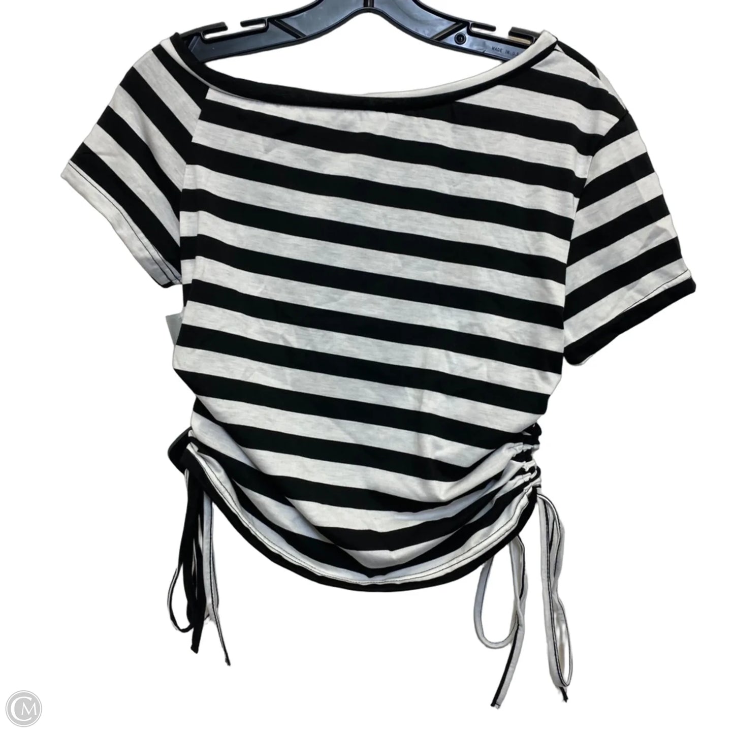 Top Short Sleeve By Romwe In Black & White, Size: L