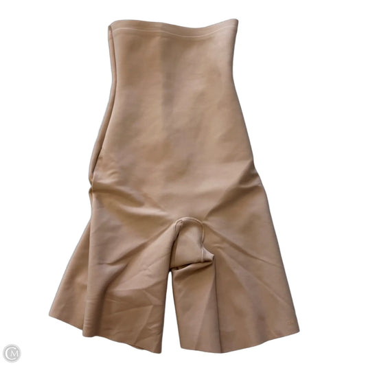 Shorts By Skims In Tan, Size: Xs