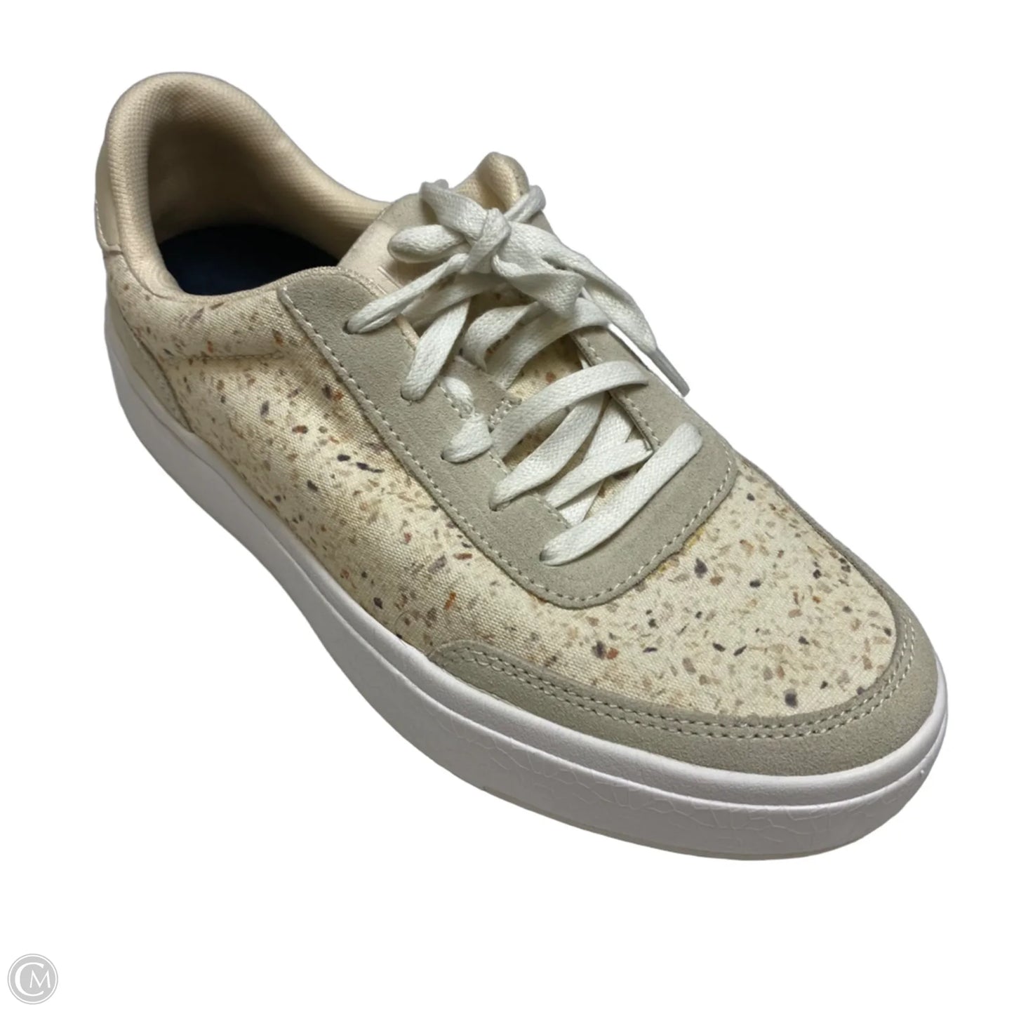 Shoes Sneakers By Kizik In Cream, Size: 7.5