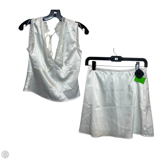 Skirt Set 2pc By Commense In White, Size: S