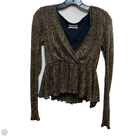 Top Long Sleeve By Urban Outfitters In Gold, Size: S