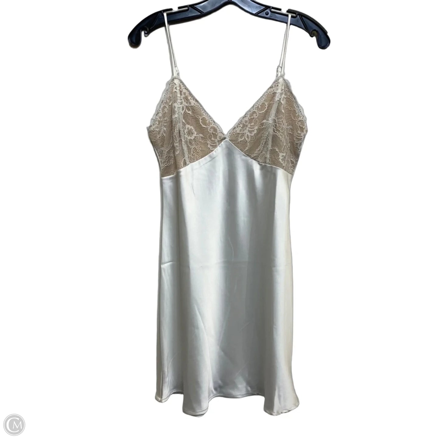 Dress Casual Short By Windsor In Cream, Size: M