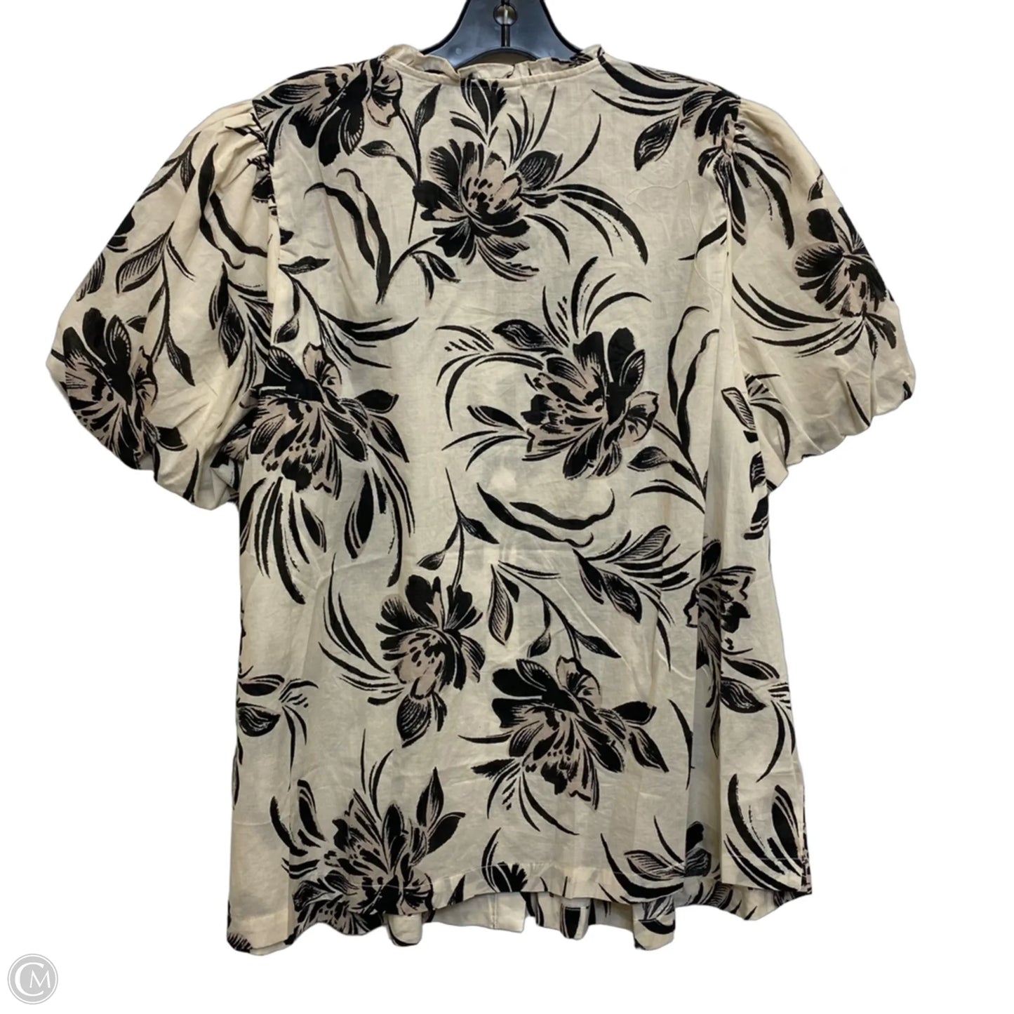 Top Short Sleeve By Torrid In Cream, Size: L