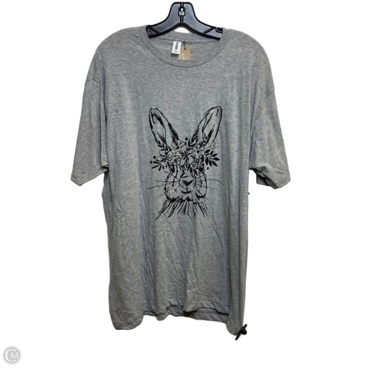 Top Short Sleeve By Tultex In Grey, Size: Xl