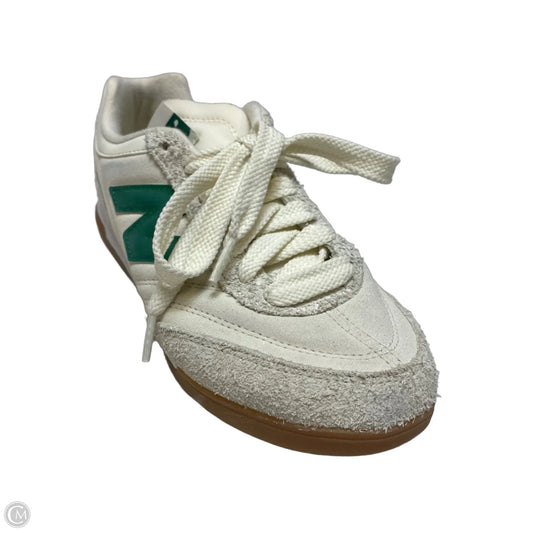 Shoes Sneakers By New Balance In Cream & Green, Size: 6.5