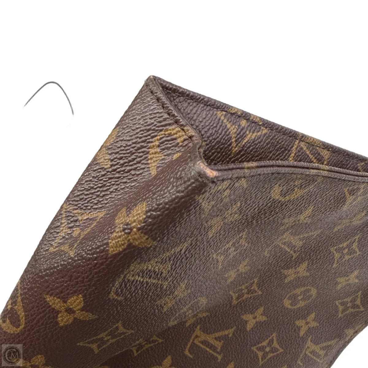 Toiletry Pouch Luxury Designer By Louis Vuitton, Size: Medium