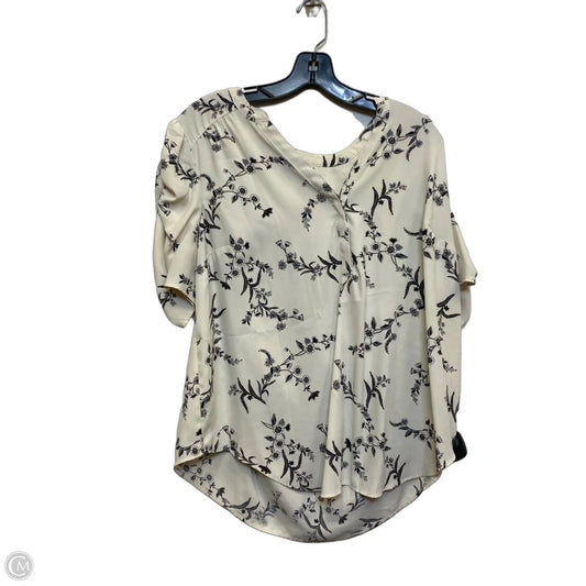 Top Short Sleeve By Torrid In Cream, Size: L