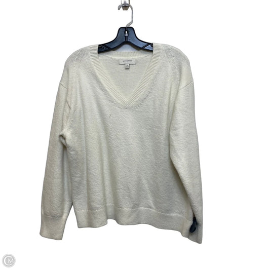Sweater By Banana Republic In Cream, Size: Xl