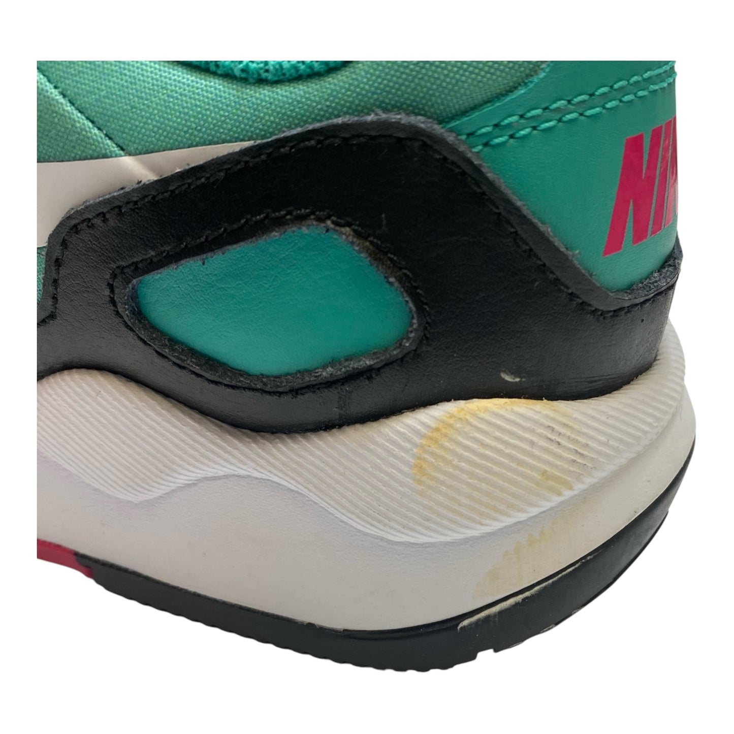 Shoes Athletic By Nike In Black & Green, Size: 8