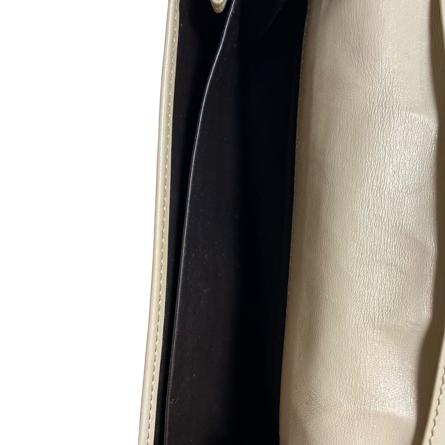 Wallet Luxury Designer By Gucci In Cream & Tan, Size:Medium
