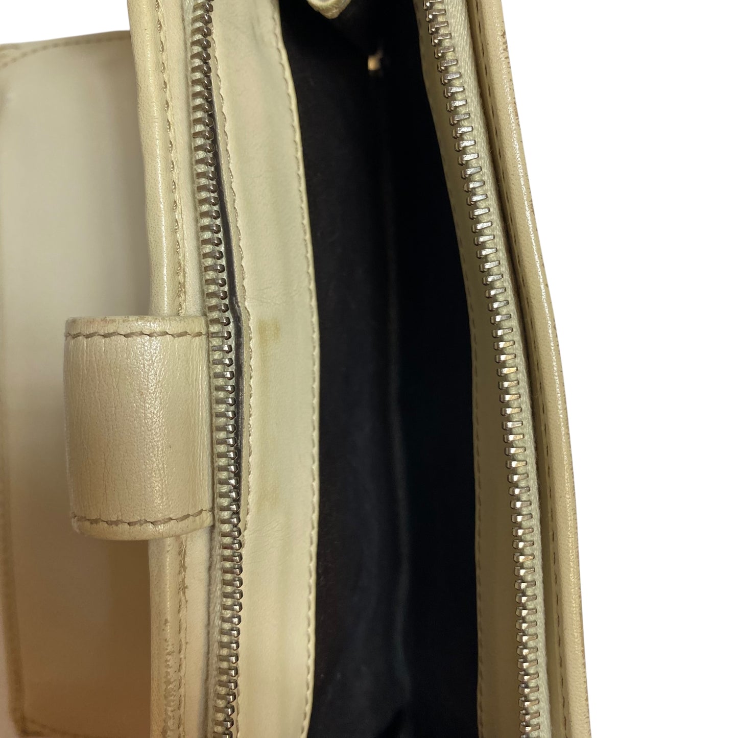 Wallet Luxury Designer By Gucci In Cream & Tan, Size:Medium