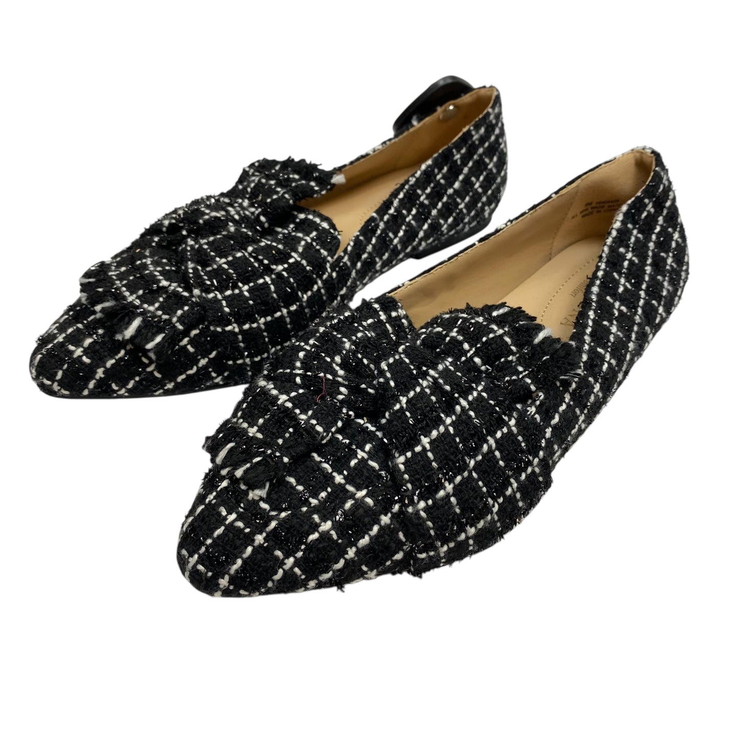 Shoes Flats By Versona In Black & White, Size:9