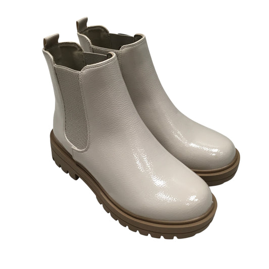 Boots Rain By Soda In Cream, Size:8.5