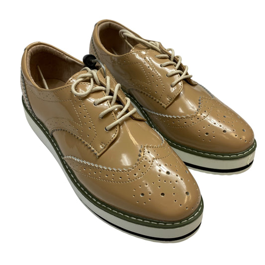 Shoes Sneakers By Fashion In Tan, Size:8.5