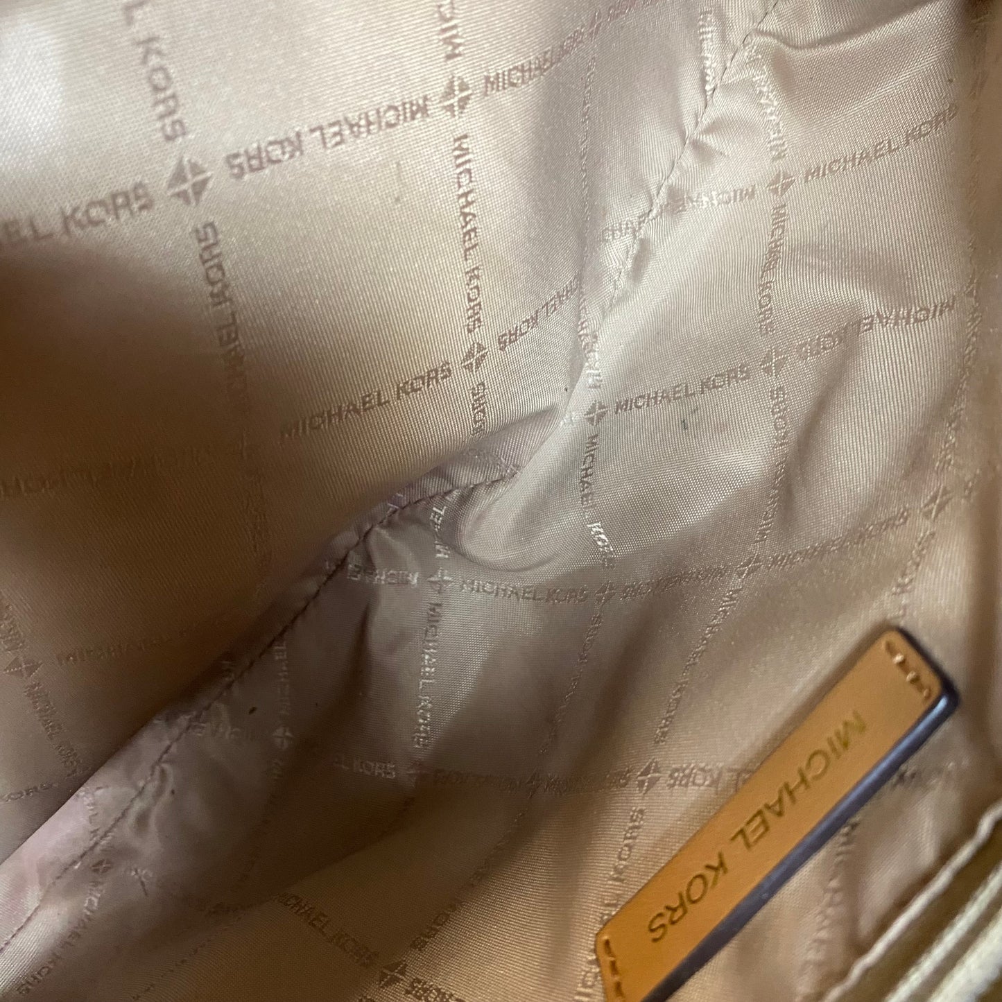 Handbag Designer By Michael Kors, Size: Medium