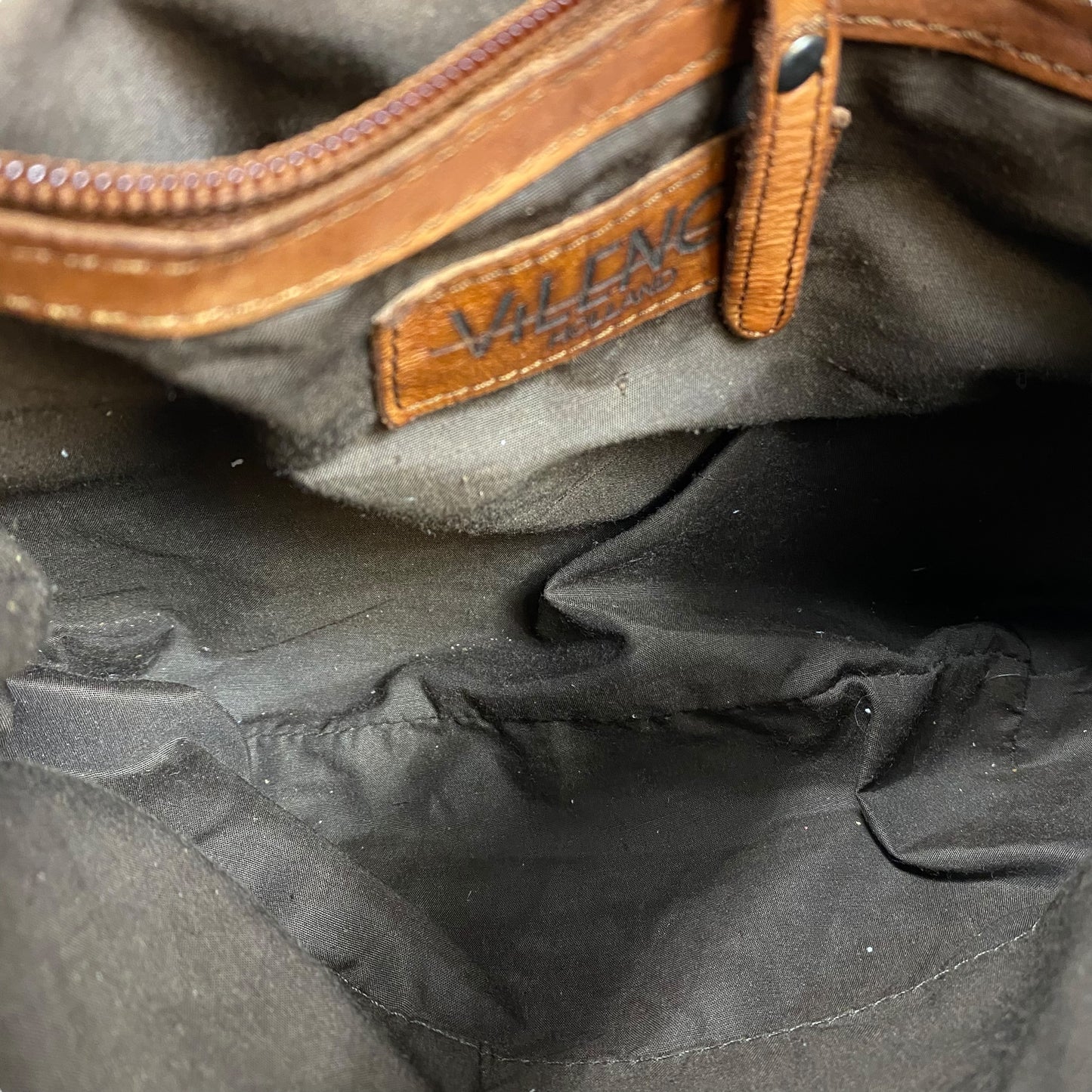 Crossbody Leather By Vilenca In Brown, Size:Medium