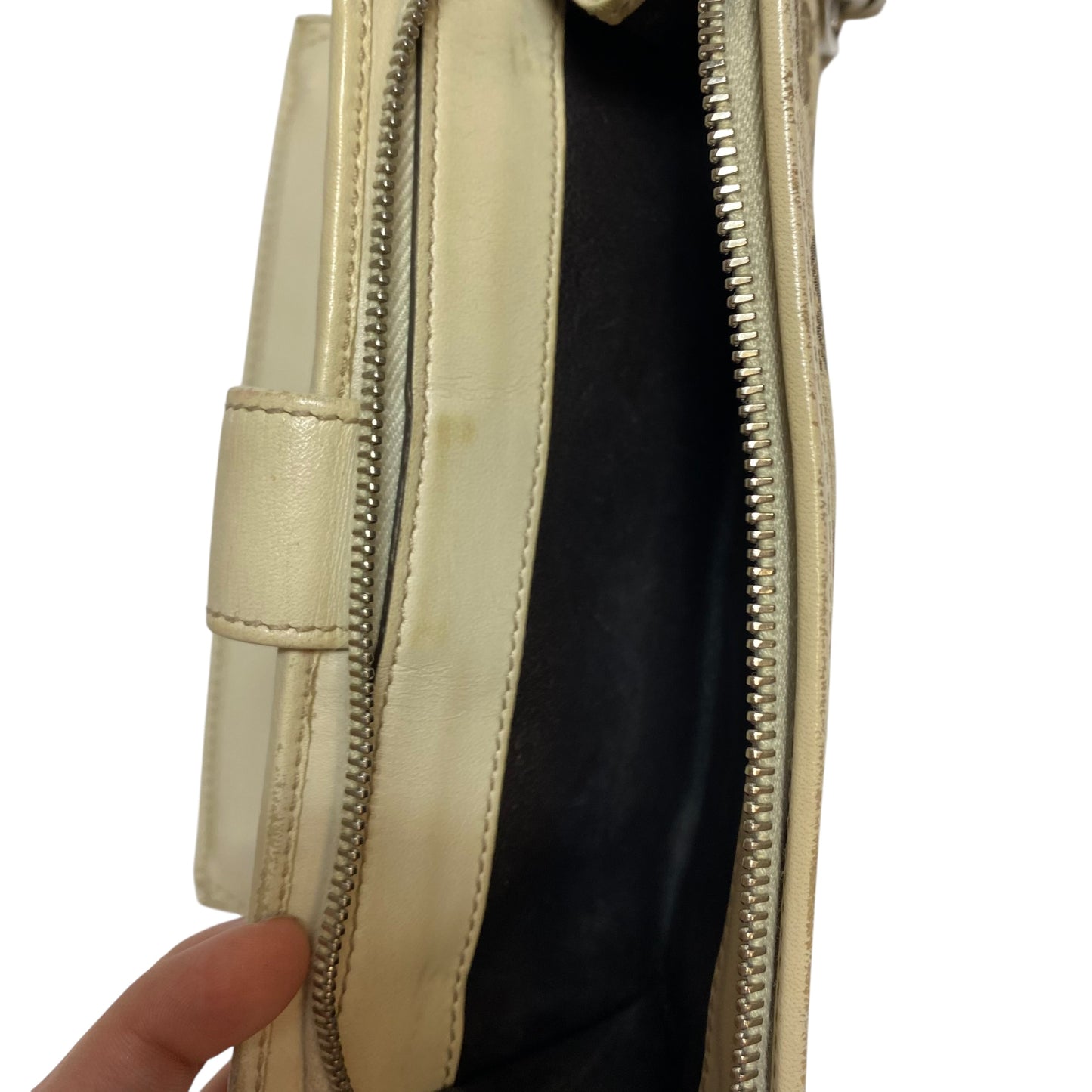 Wallet Luxury Designer By Gucci In Cream & Tan, Size:Medium