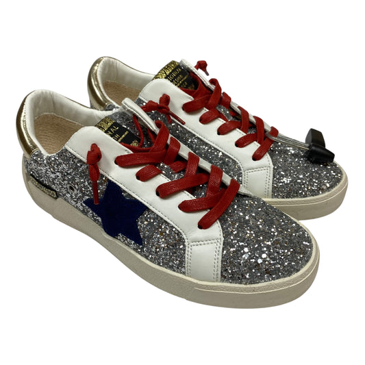 Shoes Sneakers By Vintage Havana In Silver, Size:8.5
